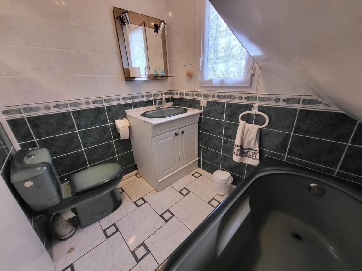 Appartement 3 Chambres 6 Pers Rez De Jardin 5Min Plage Quartier Du Phare Location Du Dimanche Au Dimanche En Juillet Et Aout لا ترانش سور مير المظهر الخارجي الصورة