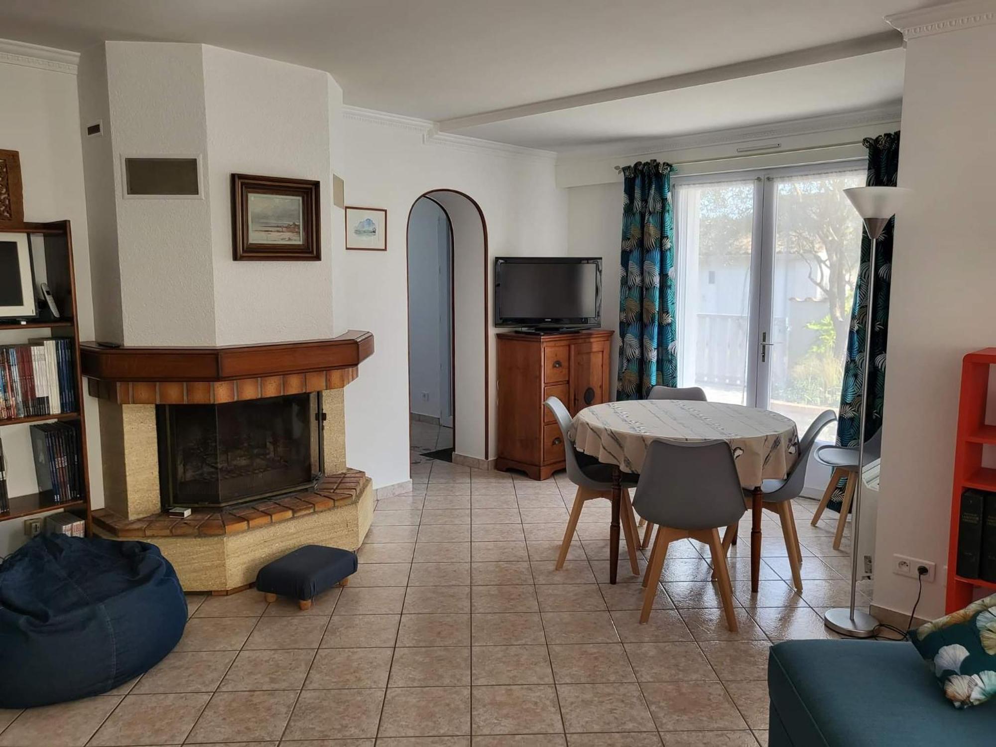 Appartement 3 Chambres 6 Pers Rez De Jardin 5Min Plage Quartier Du Phare Location Du Dimanche Au Dimanche En Juillet Et Aout لا ترانش سور مير المظهر الخارجي الصورة